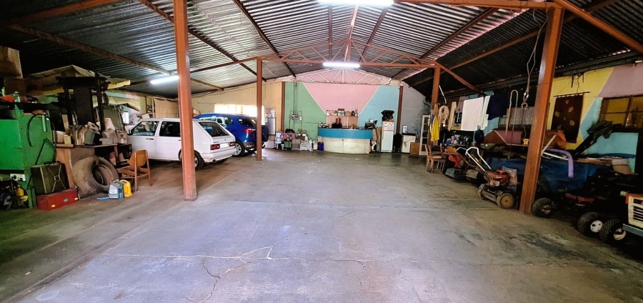 4 Bedroom Property for Sale in Theoville Gauteng