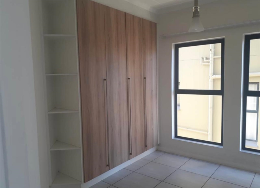 To Let  Bedroom Property for Rent in Waterfall Gauteng