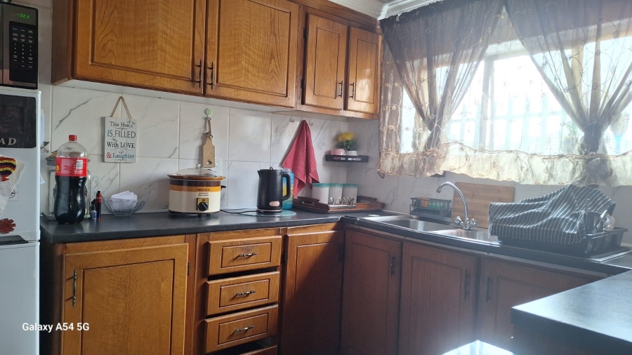 3 Bedroom Property for Sale in Brakpan Central Gauteng