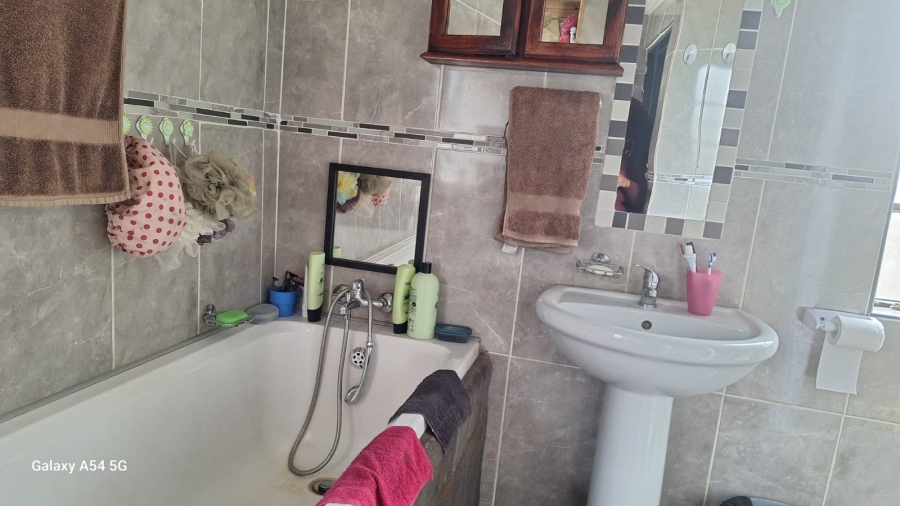 3 Bedroom Property for Sale in Brakpan Central Gauteng