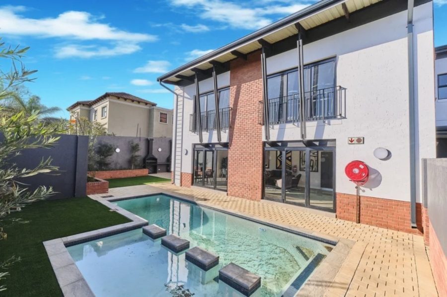 To Let 1 Bedroom Property for Rent in Bryanston Gauteng
