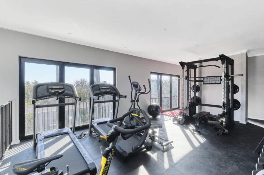 To Let 1 Bedroom Property for Rent in Bryanston Gauteng