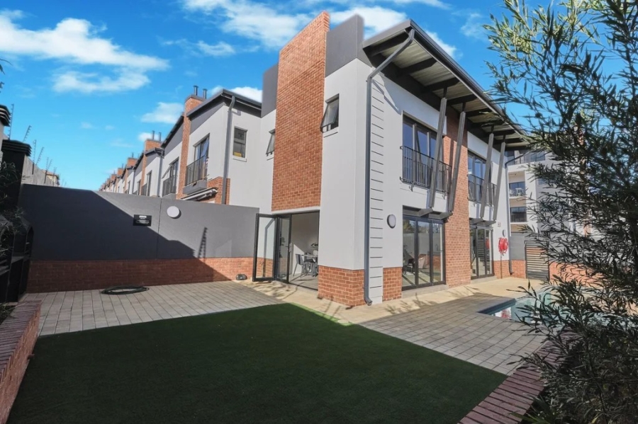 To Let 1 Bedroom Property for Rent in Bryanston Gauteng