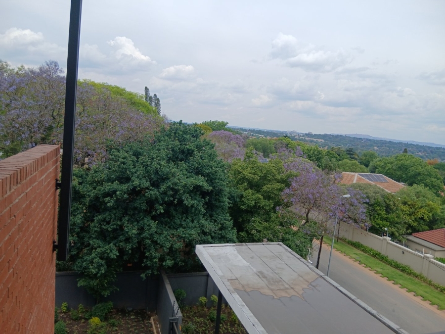 To Let 1 Bedroom Property for Rent in Bryanston Gauteng