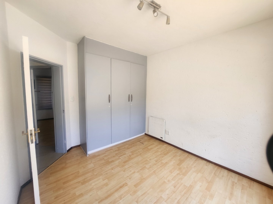 To Let 2 Bedroom Property for Rent in Pineslopes Gauteng