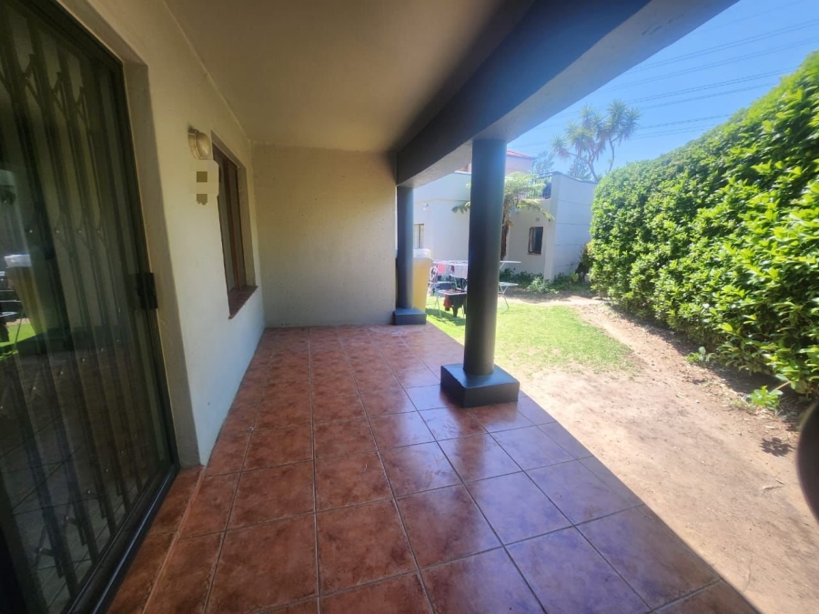 To Let 2 Bedroom Property for Rent in Pineslopes Gauteng