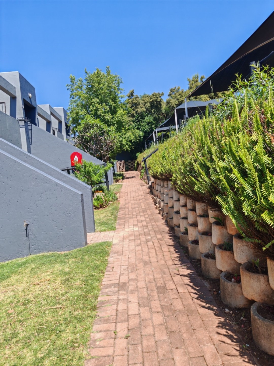 1 Bedroom Property for Sale in Bruma Gauteng