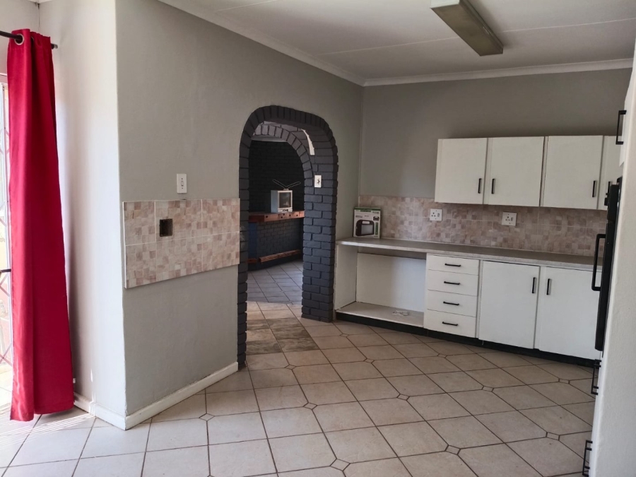 4 Bedroom Property for Sale in The Orchards Gauteng