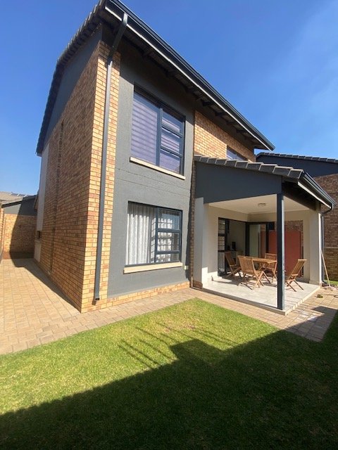 To Let 3 Bedroom Property for Rent in Rooihuiskraal North Gauteng
