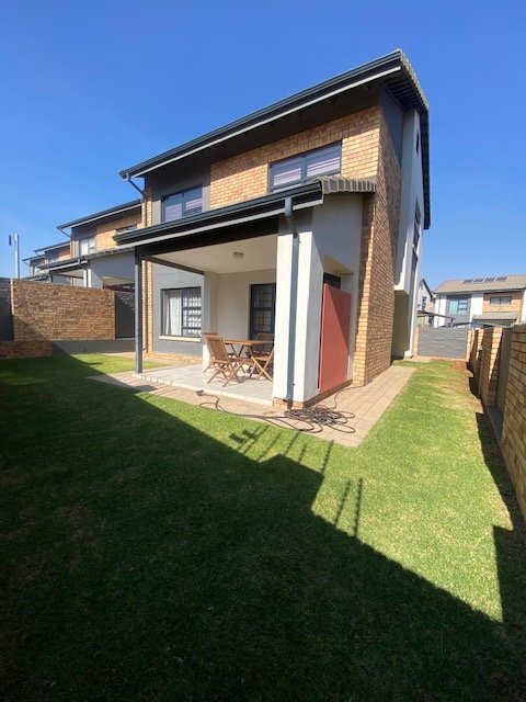To Let 3 Bedroom Property for Rent in Rooihuiskraal North Gauteng