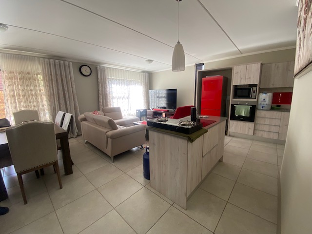 To Let 3 Bedroom Property for Rent in Rooihuiskraal North Gauteng