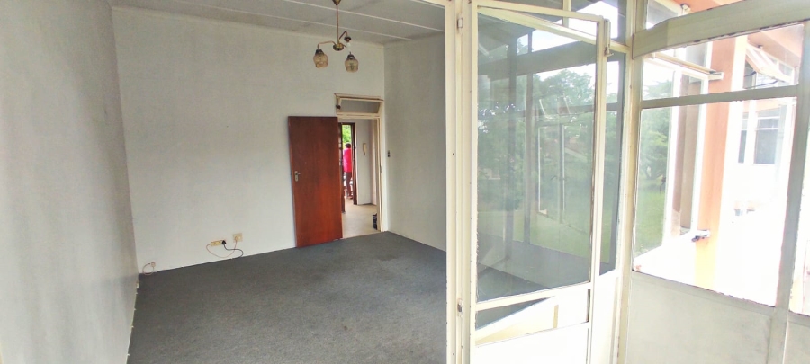 20 Bedroom Property for Sale in Three Rivers Gauteng