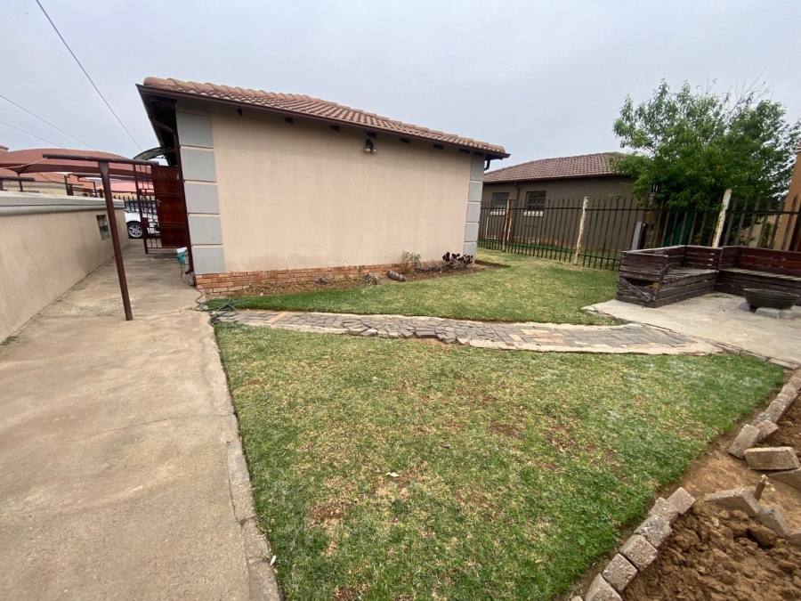 3 Bedroom Property for Sale in Sharon Park Gauteng