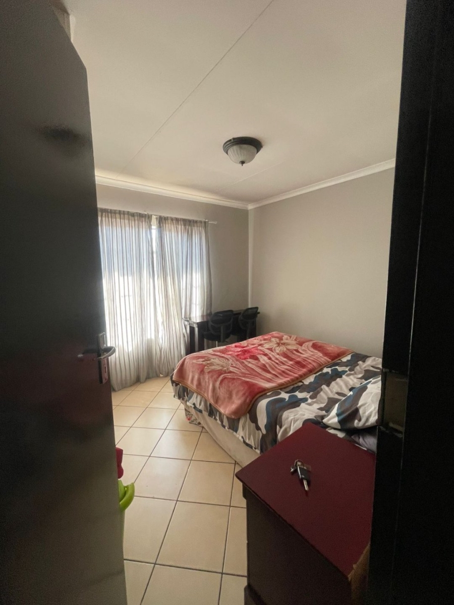 To Let 2 Bedroom Property for Rent in Noordwyk Gauteng