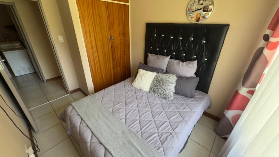 5 Bedroom Property for Sale in Dorandia Gauteng