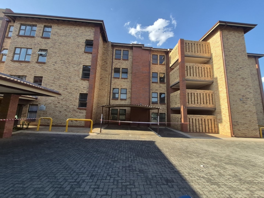1 Bedroom Property for Sale in Montana Tuine Gauteng