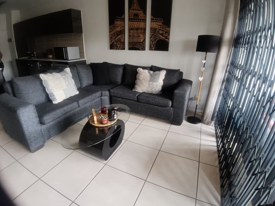 1 Bedroom Property for Sale in Olivedale Gauteng