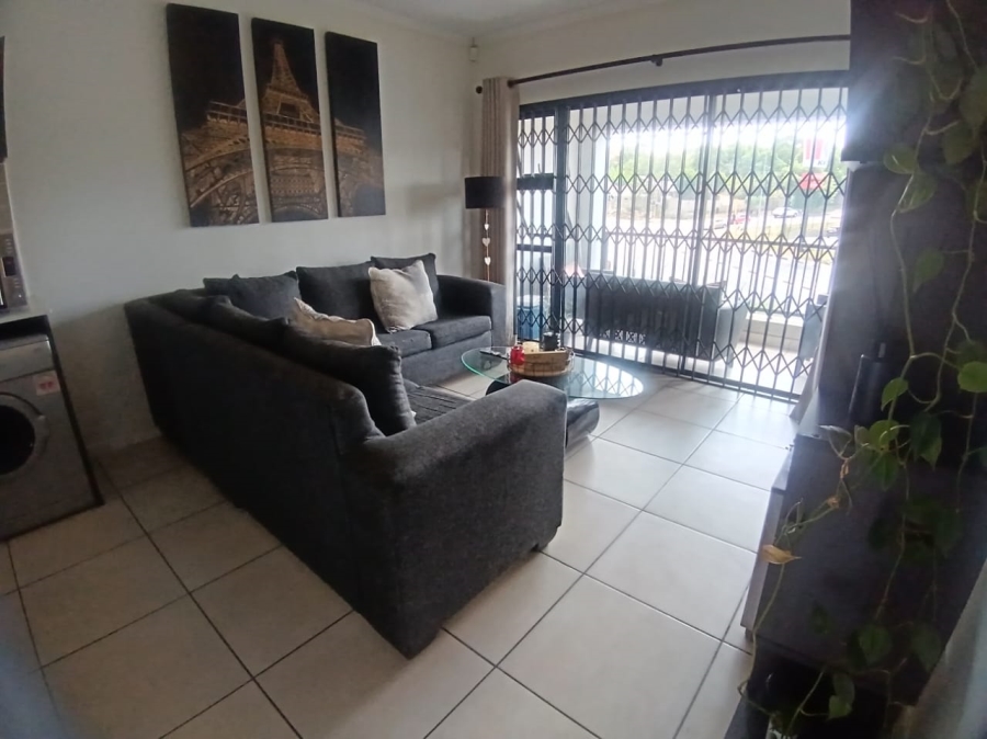 1 Bedroom Property for Sale in Olivedale Gauteng