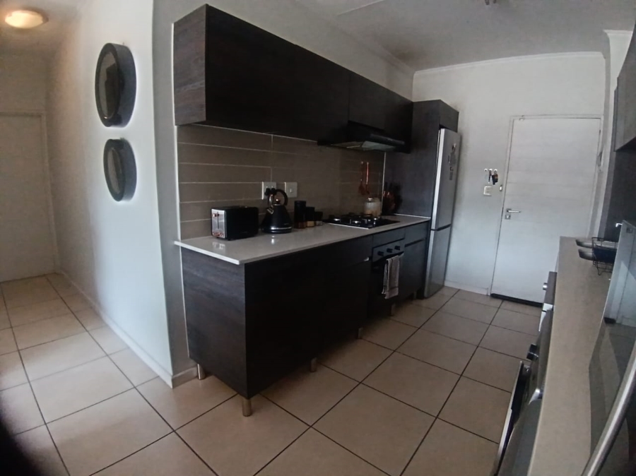 1 Bedroom Property for Sale in Olivedale Gauteng