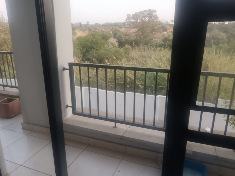 2 Bedroom Property for Sale in Olivedale Gauteng