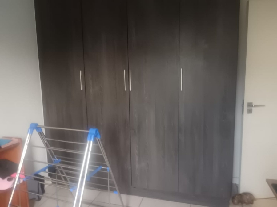 2 Bedroom Property for Sale in Olivedale Gauteng