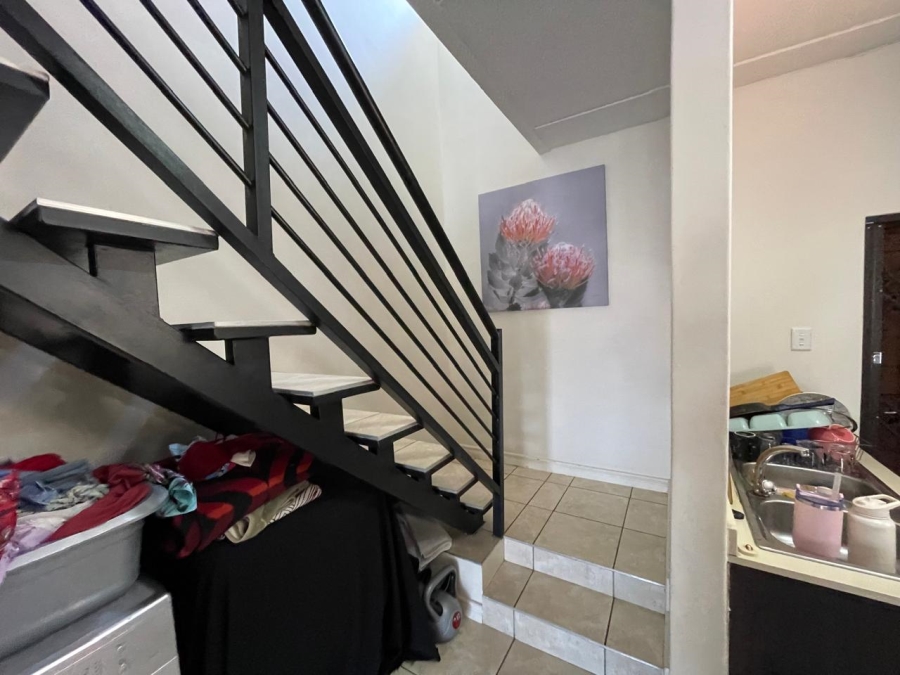 2 Bedroom Property for Sale in Pretorius Park Gauteng