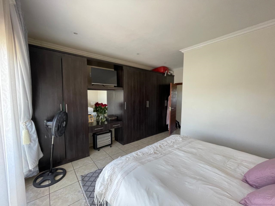 2 Bedroom Property for Sale in Pretorius Park Gauteng