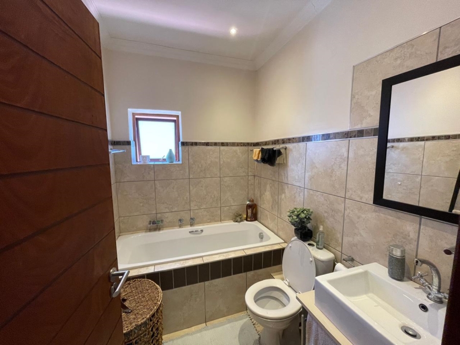 2 Bedroom Property for Sale in Pretorius Park Gauteng