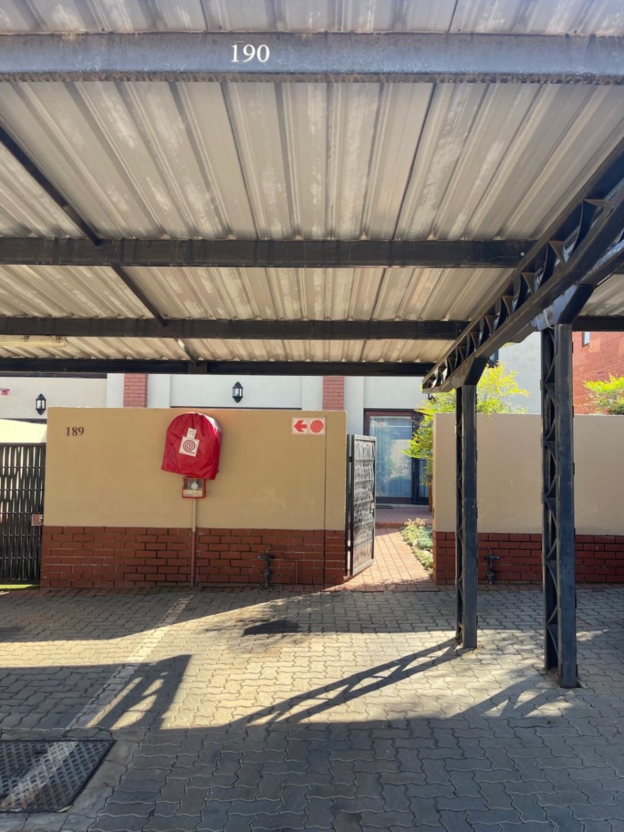 2 Bedroom Property for Sale in Pretorius Park Gauteng
