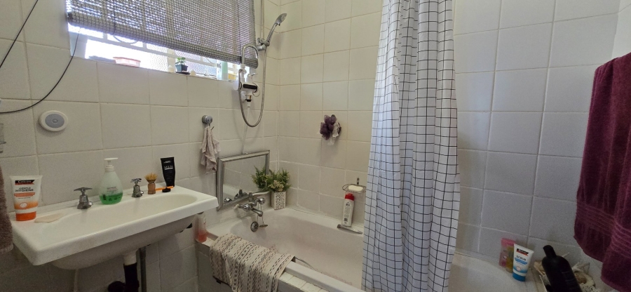3 Bedroom Property for Sale in Regents Park Gauteng