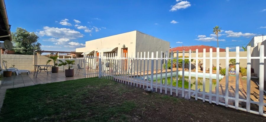 3 Bedroom Property for Sale in Regents Park Gauteng