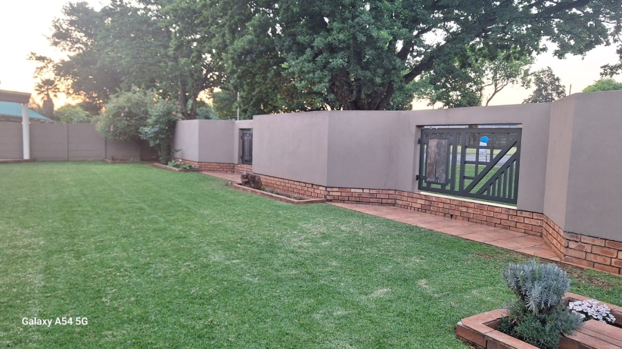 4 Bedroom Property for Sale in Dalpark Gauteng