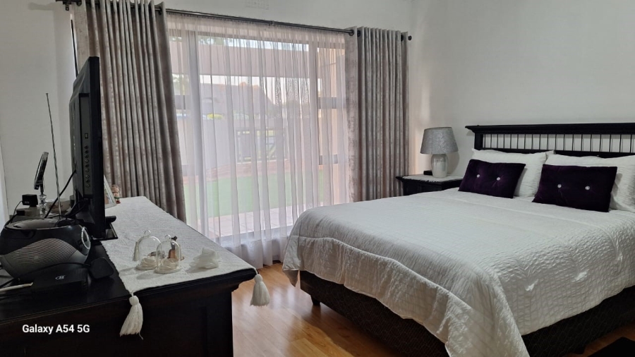 4 Bedroom Property for Sale in Dalpark Gauteng