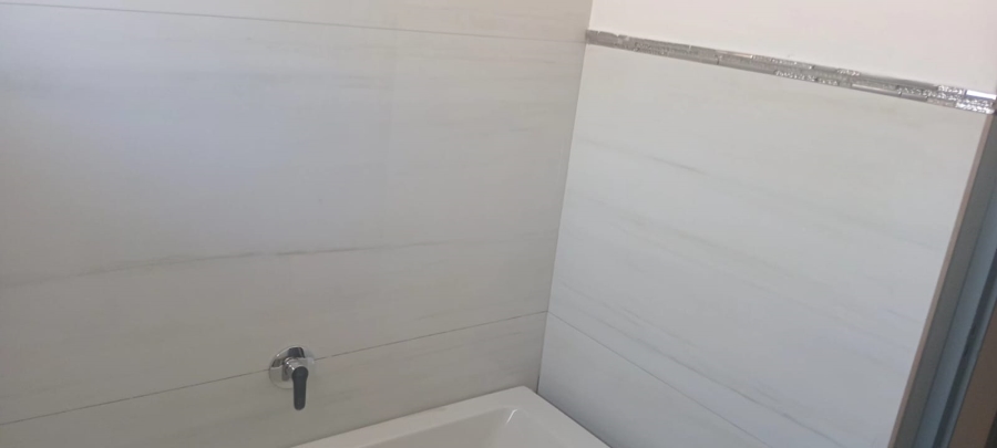 To Let 3 Bedroom Property for Rent in Rooihuiskraal Gauteng