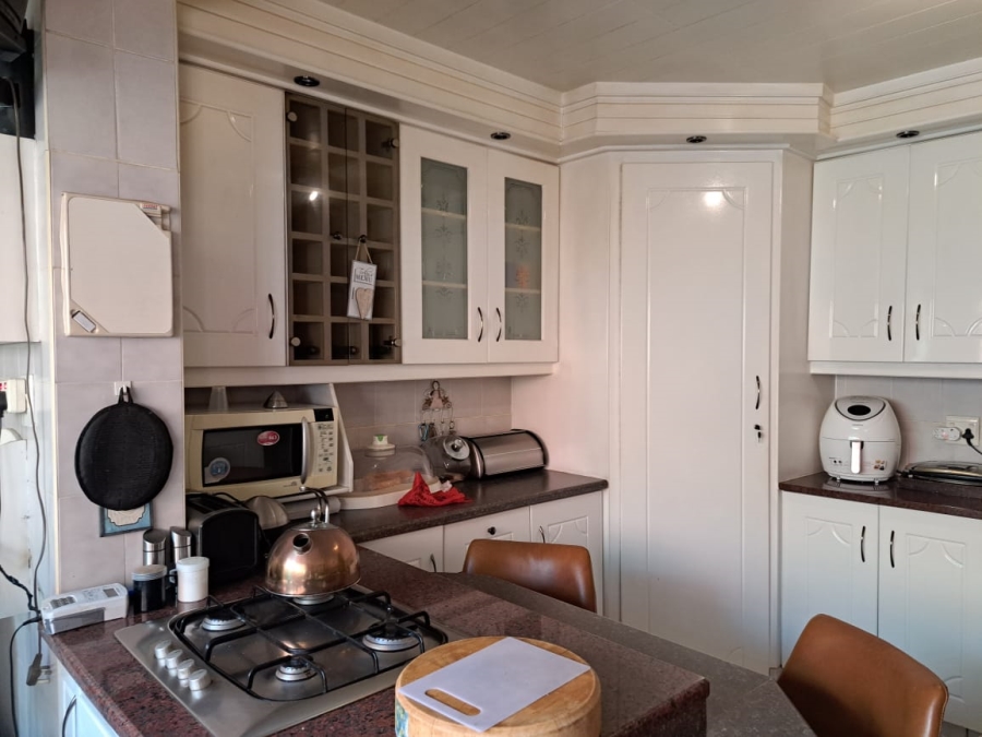 3 Bedroom Property for Sale in Silverton Gauteng