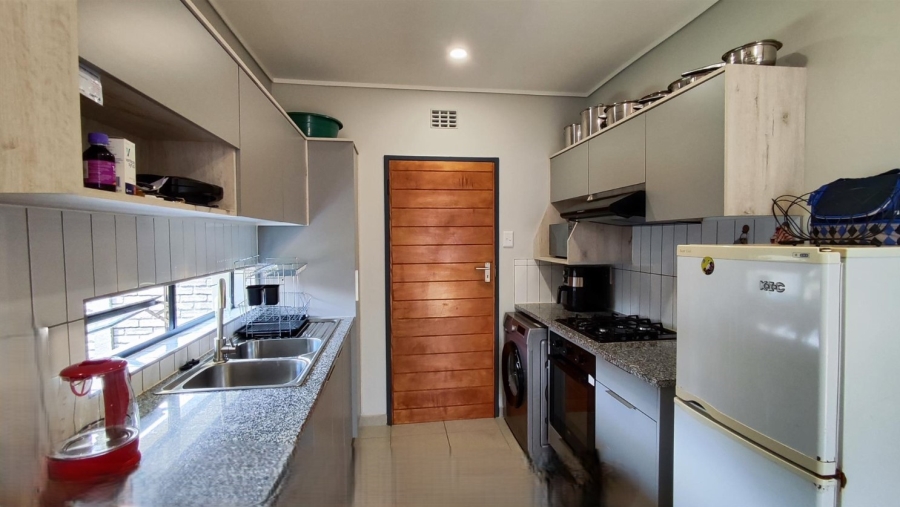  Bedroom Property for Sale in Albertsdal Gauteng