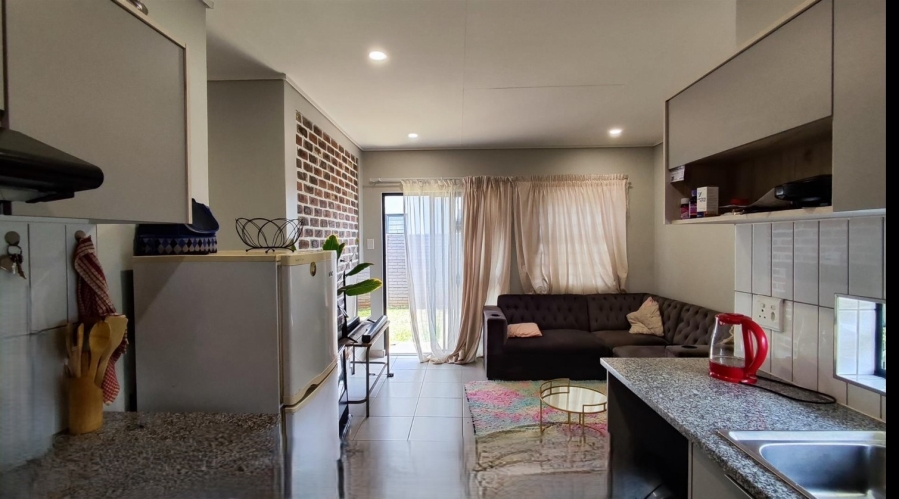  Bedroom Property for Sale in Albertsdal Gauteng