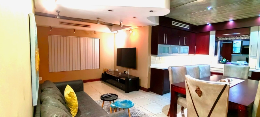 To Let 4 Bedroom Property for Rent in Fleurdal Gauteng