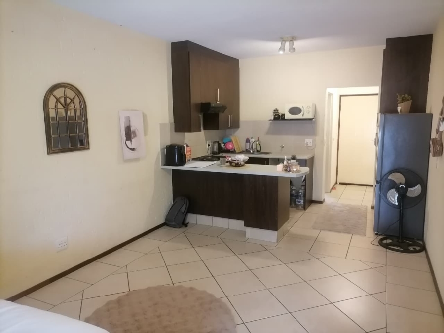 1 Bedroom Property for Sale in Lonehill Gauteng