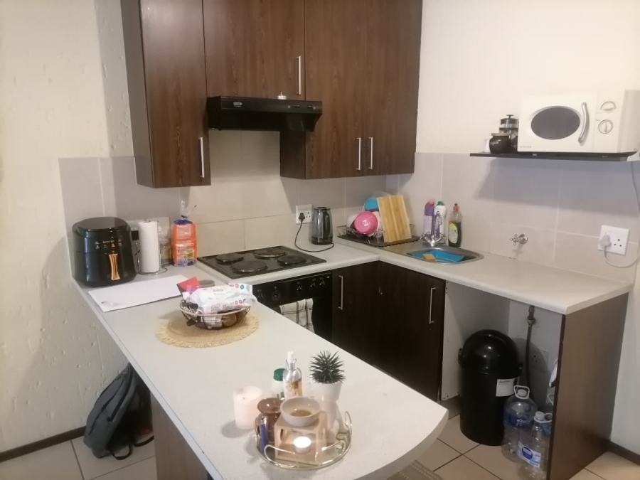 1 Bedroom Property for Sale in Lonehill Gauteng