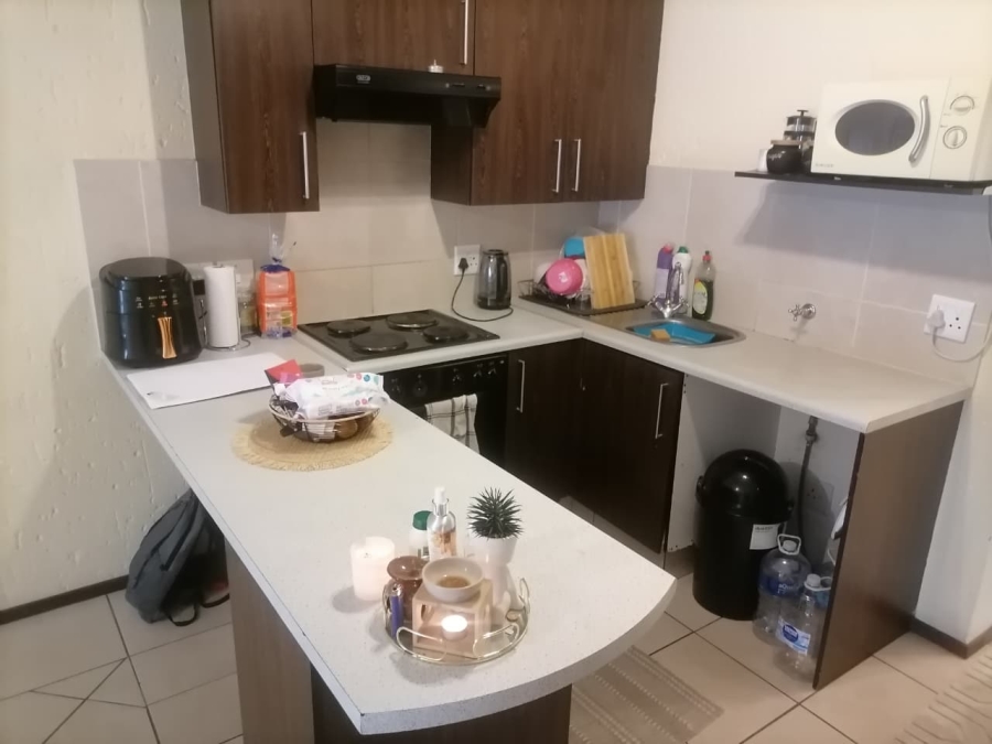 1 Bedroom Property for Sale in Lonehill Gauteng