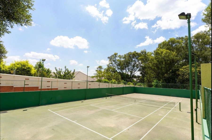 2 Bedroom Property for Sale in Douglasdale Gauteng