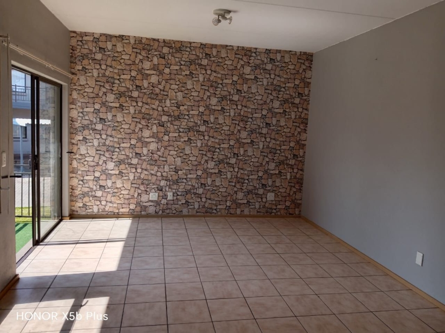 2 Bedroom Property for Sale in Rynfield Gauteng