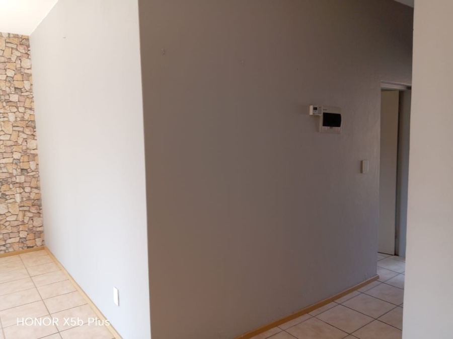 2 Bedroom Property for Sale in Rynfield Gauteng