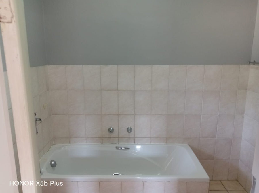 2 Bedroom Property for Sale in Rynfield Gauteng