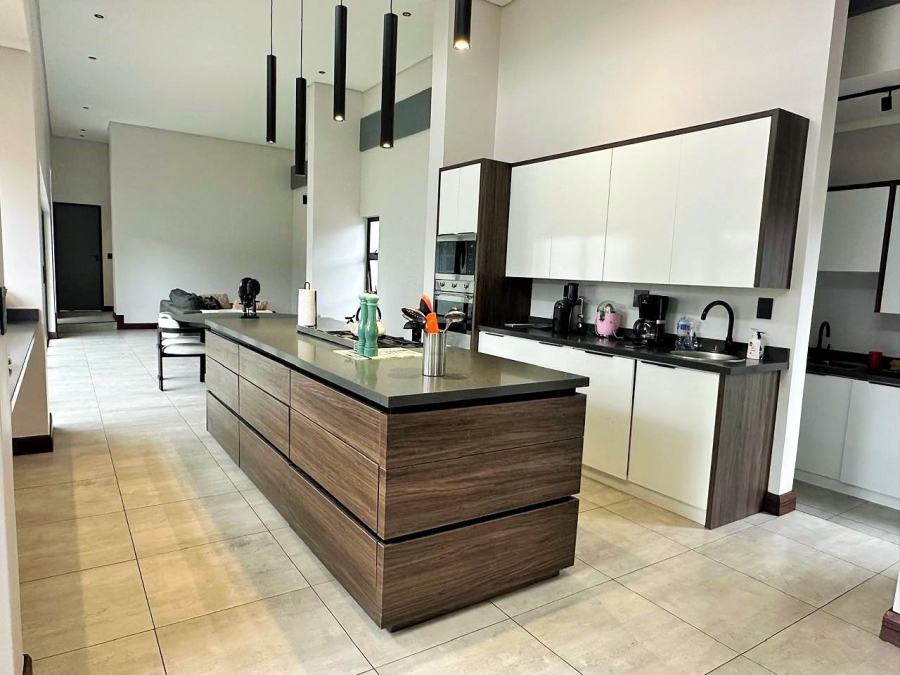 4 Bedroom Property for Sale in Midstream Estate Gauteng