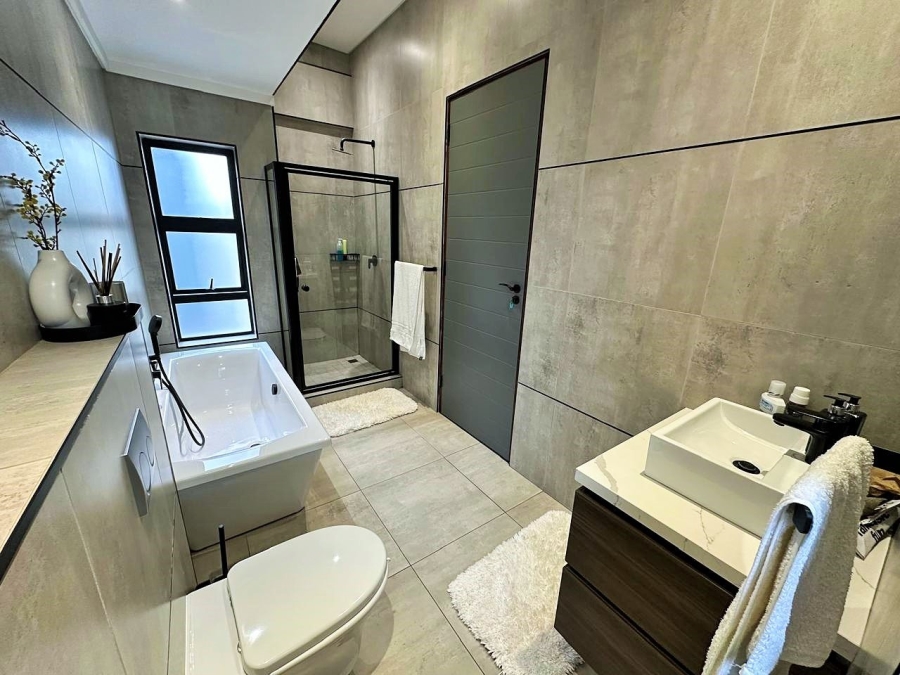 4 Bedroom Property for Sale in Midstream Estate Gauteng