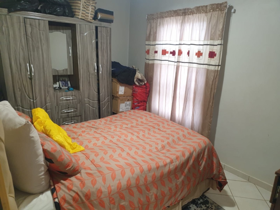 2 Bedroom Property for Sale in Crystal Park Gauteng