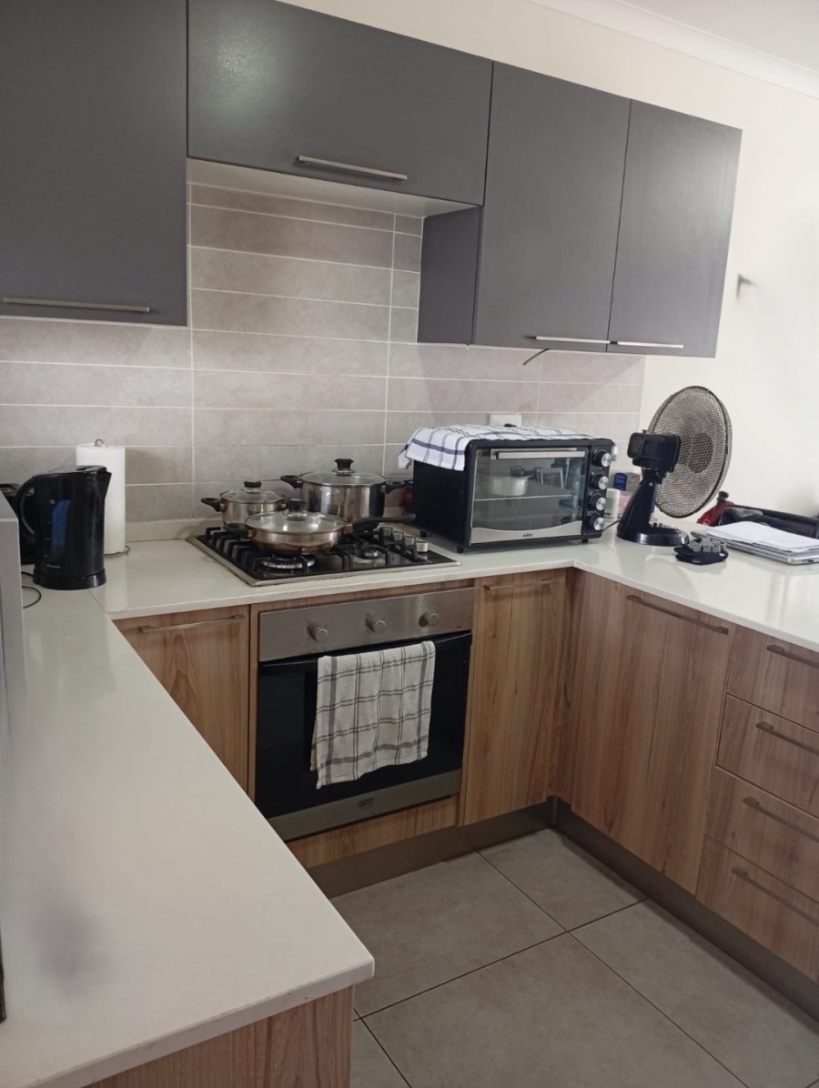 1 Bedroom Property for Sale in Longlake Gauteng