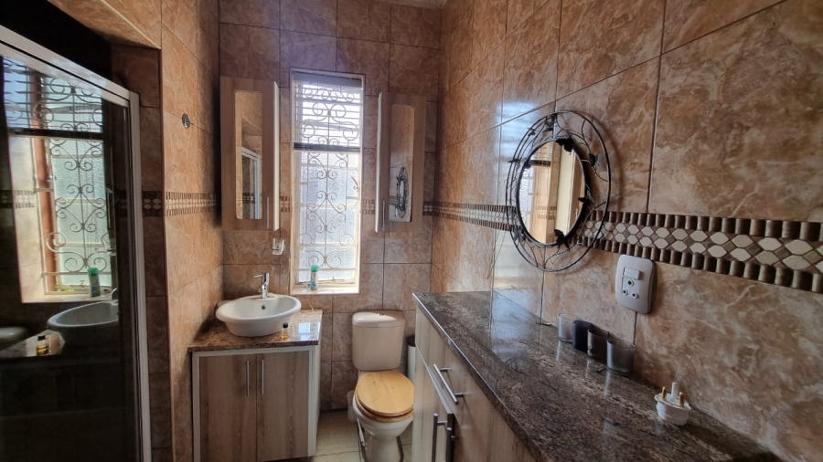 3 Bedroom Property for Sale in Gezina Gauteng